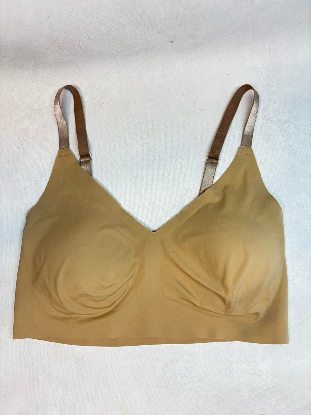 True & Co, True Seamless Nude Wireless Bralette - medium